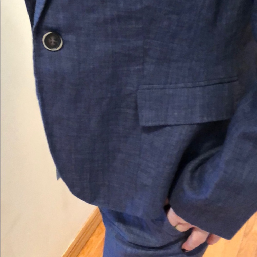 Brand new Zara linen suit with belt. - Picture 6 of 6